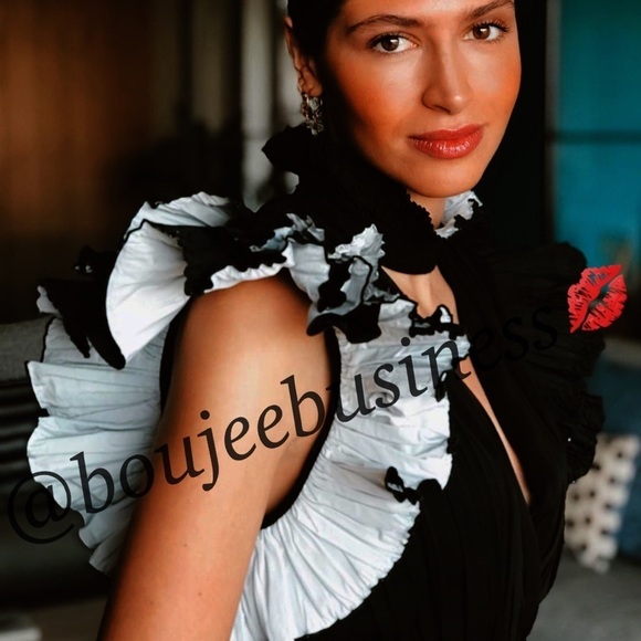 ZARA Ruffled Sleeve Top - Picture 3 of 6